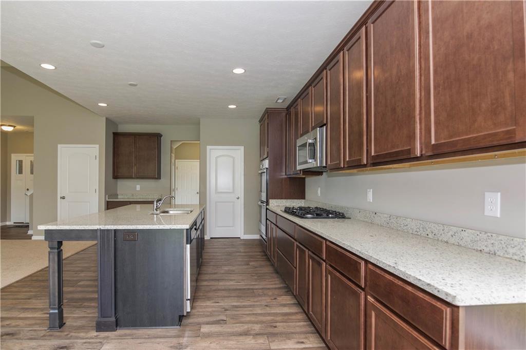 7156 West Ridge Run Way Greenfield, IN 46140 - Photo 15 of 44 Gallery Image 15