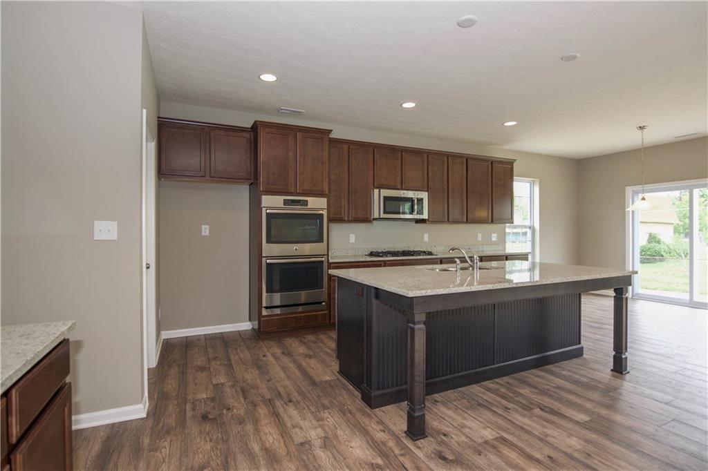 7156 West Ridge Run Way Greenfield, IN 46140 - Photo 17 of 44 Gallery Image 17