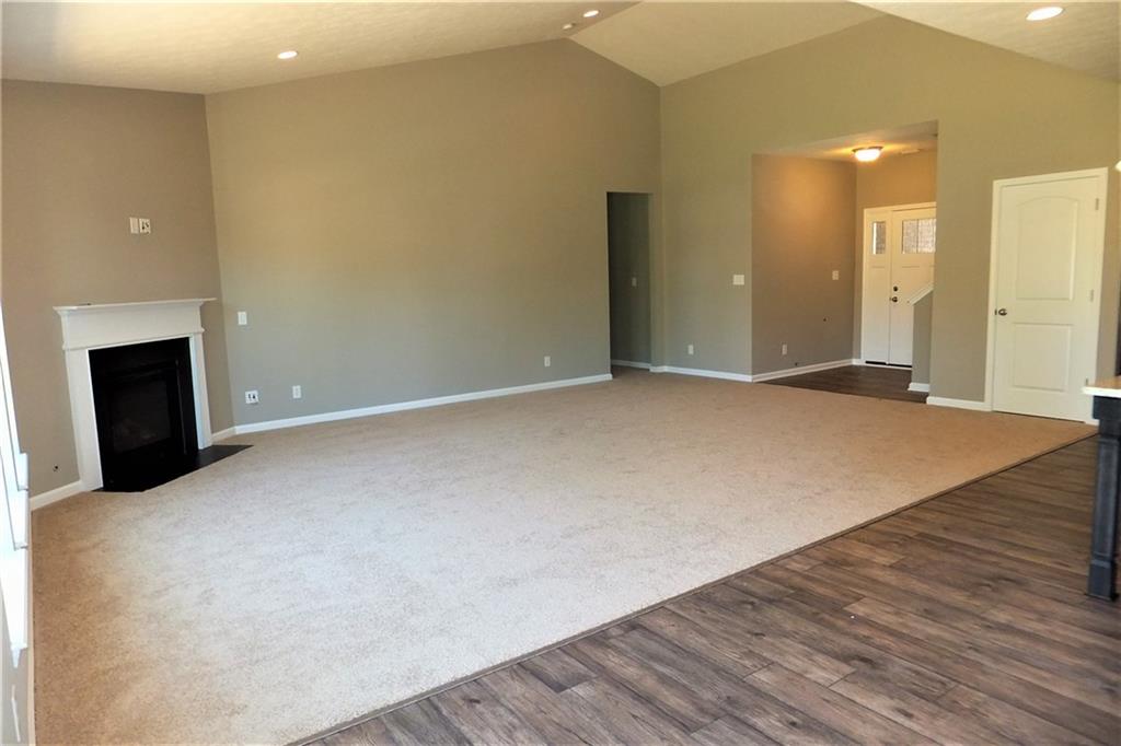 7156 West Ridge Run Way Greenfield, IN 46140 - Photo 21 of 44 Gallery Image 21