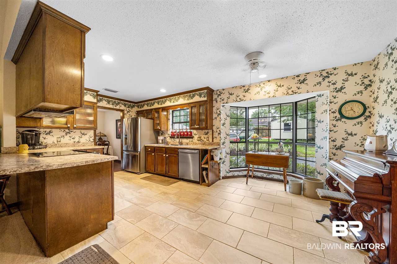 108 Vermell Circle Daphne, AL 36526 - Photo 14 of 38 Kitchen