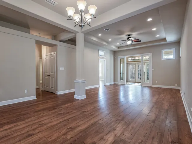 $325,000 | Undisclosed Address, Crawfordville, FL 32327