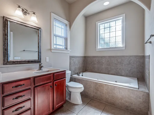 $325,000 | Undisclosed Address, Crawfordville, FL 32327