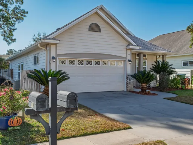 $325,000 | Undisclosed Address, Crawfordville, FL 32327