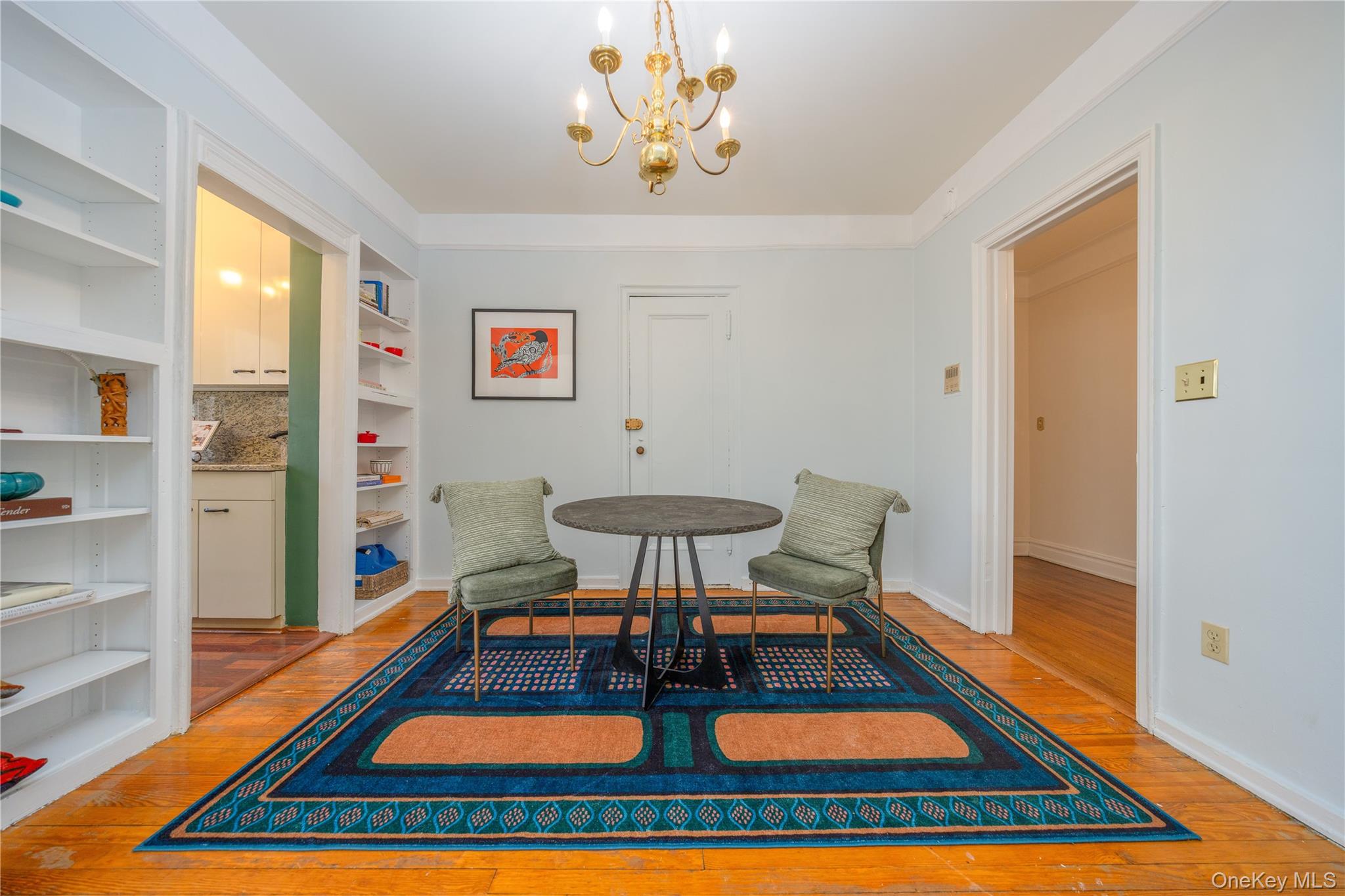 25 Parkview Avenue, Unit 2K Bronxville, NY 10708 - Photo 15 of 26 a living room with a rug