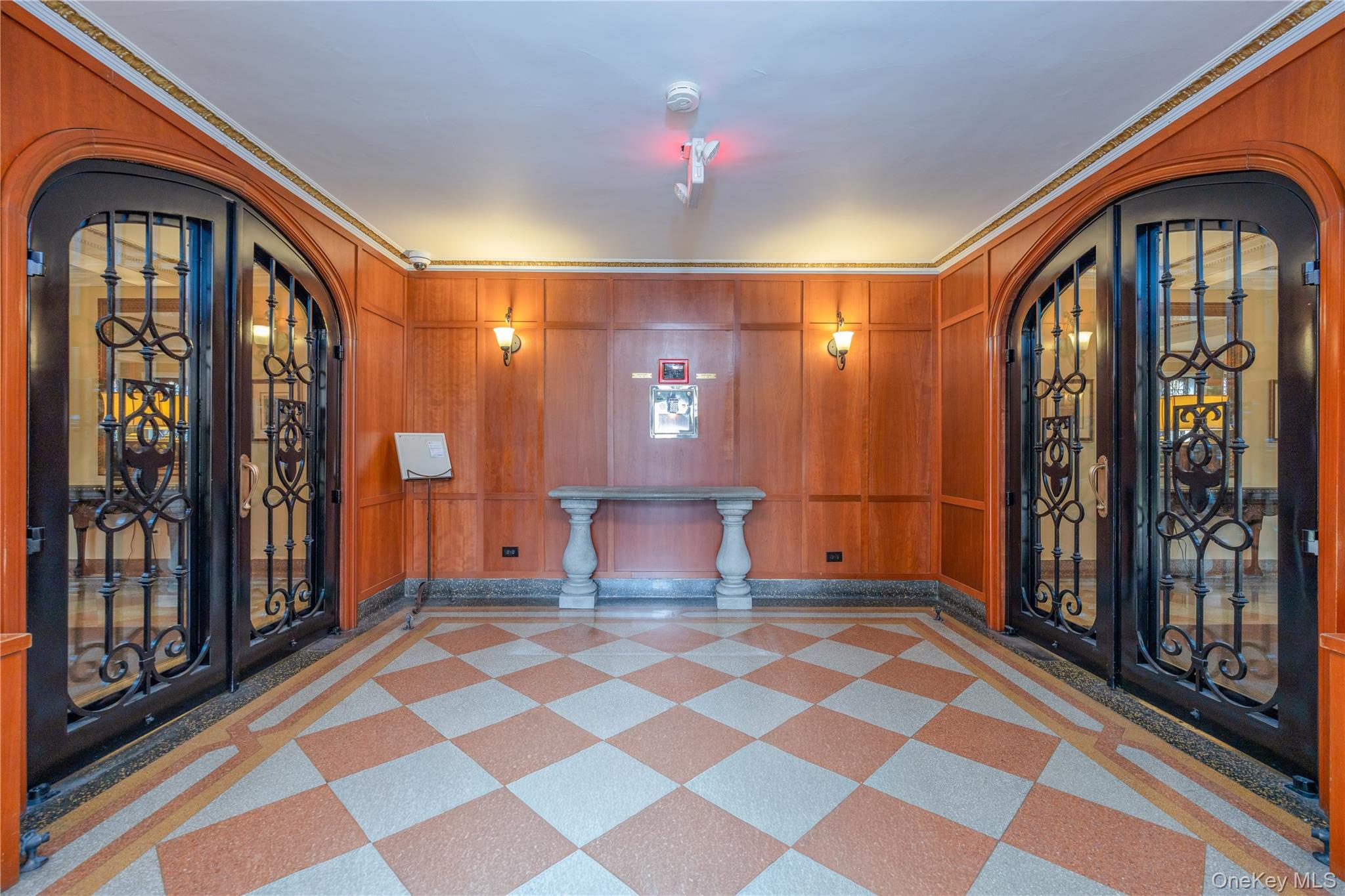 25 Parkview Avenue, Unit 2K Bronxville, NY 10708 - Photo 7 of 26 a view of a entryway door of a house