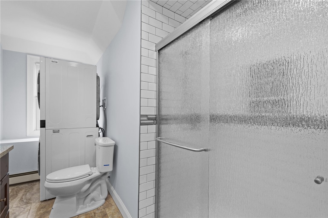 17 Selkirk Road, Unit 3 Cranston, RI 02905 - Photo 11 of 17