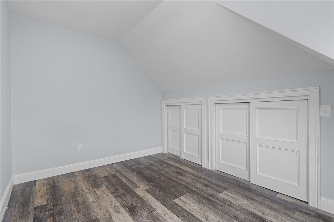 17 Selkirk Road, Unit 3 Cranston, RI 02905 - Photo 13 of 17