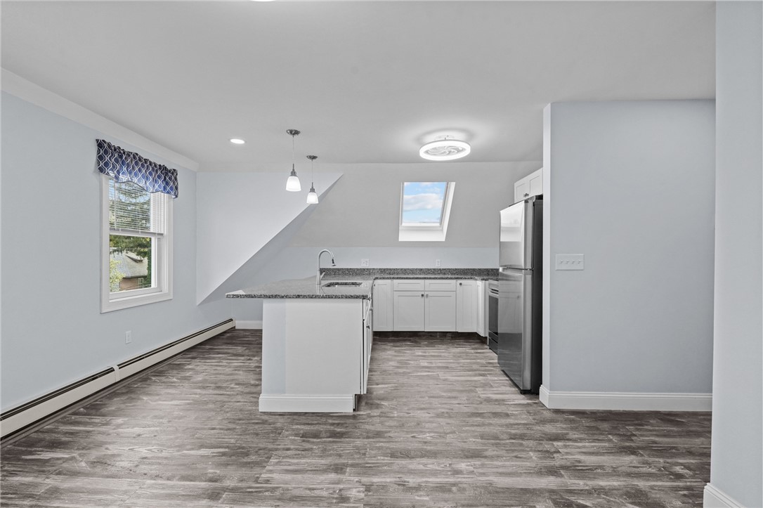 17 Selkirk Road, Unit 3 Cranston, RI 02905 - Photo 4 of 17