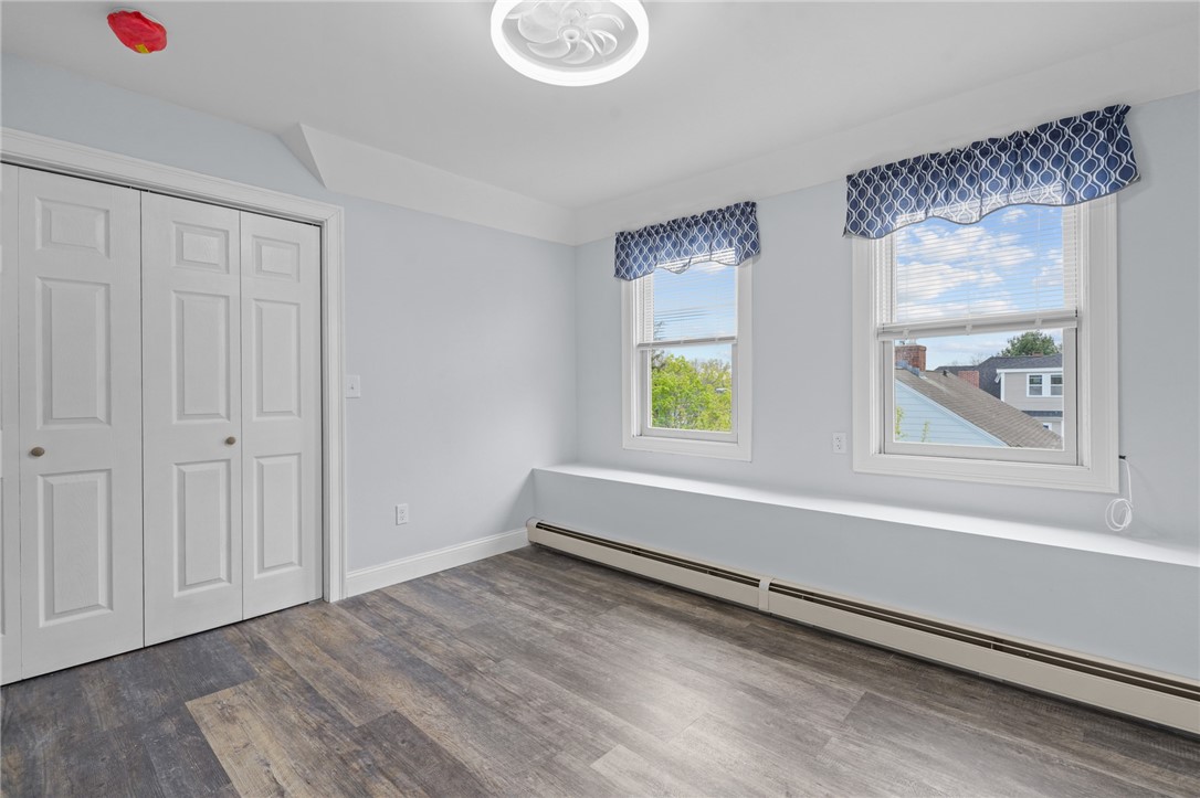 17 Selkirk Road, Unit 3 Cranston, RI 02905 - Photo 9 of 17