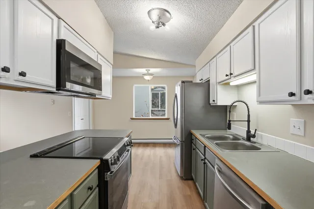 $180,000 | 304 East Weile Avenue, Unit 3, Spokane, WA 99208