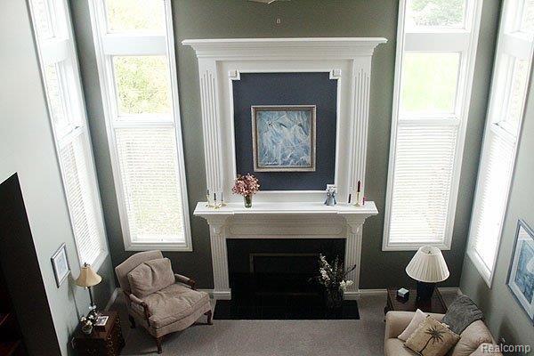 4685 Goodison Pl Drive Rochester, MI 48306 - Photo 5 of 11 Bright, airy great room
