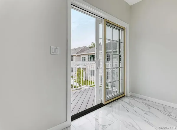 $3,200 | 127 Spring Street, Unit 202, Monroe, NY 10950