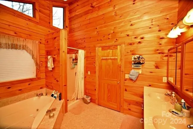 $1,250,000 | 22 Kako Ridge, Sylva, NC 28779