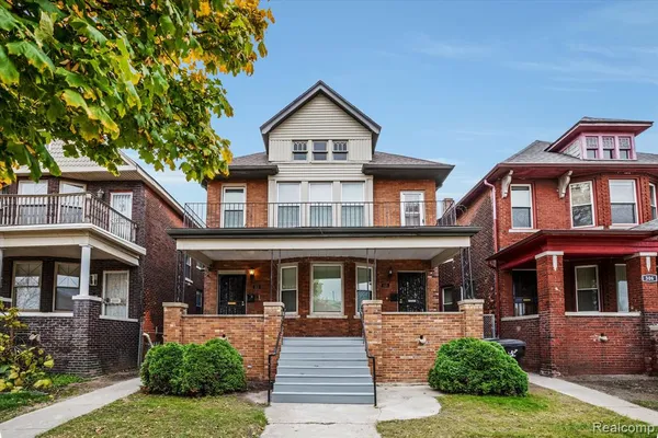$450,000 | 310 Hendrie Street, Detroit, MI 48202