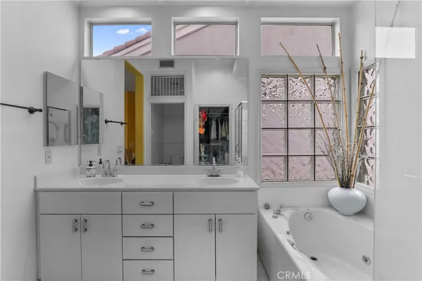 $485,000 | 38563 Bent Palm Drive, Palm Desert, CA 92211
