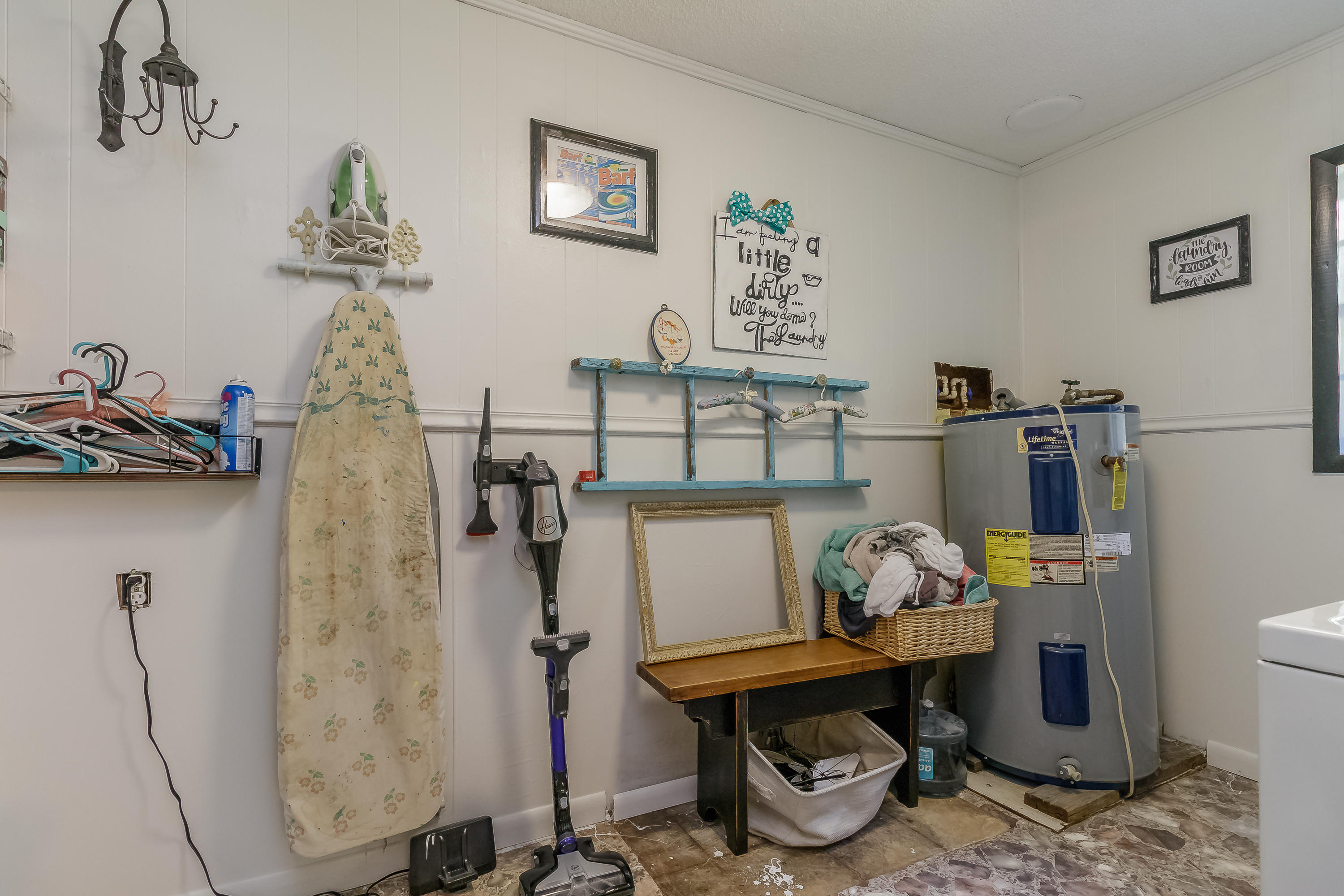 1490 South Burnt Mill Road LaFayette, GA 30728 - Photo 17 of 54 Laundry Room