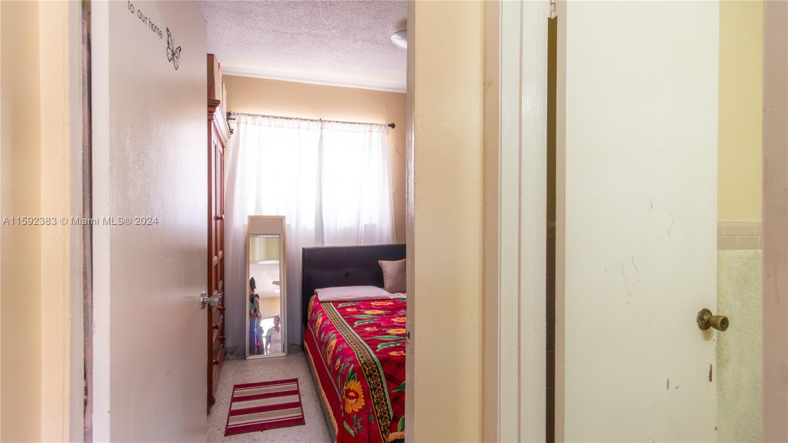 23 West 13th Street Hialeah, FL 33010 - Photo 25 of 54 a view of bathroom