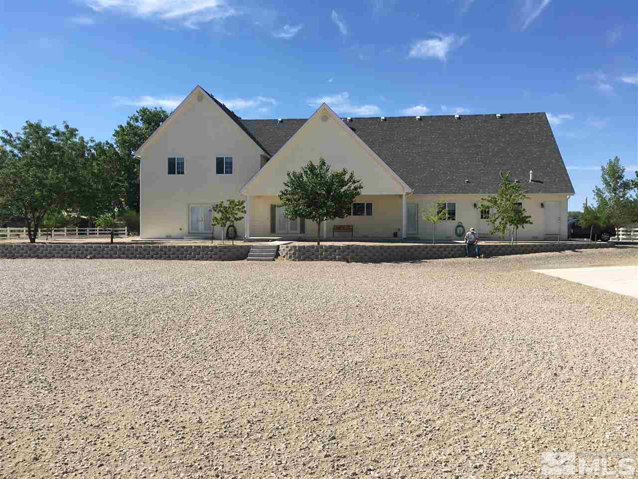 3950 Schindler Road Fallon, NV 89406 - Photo 9 of 24 front view of a house with a yard