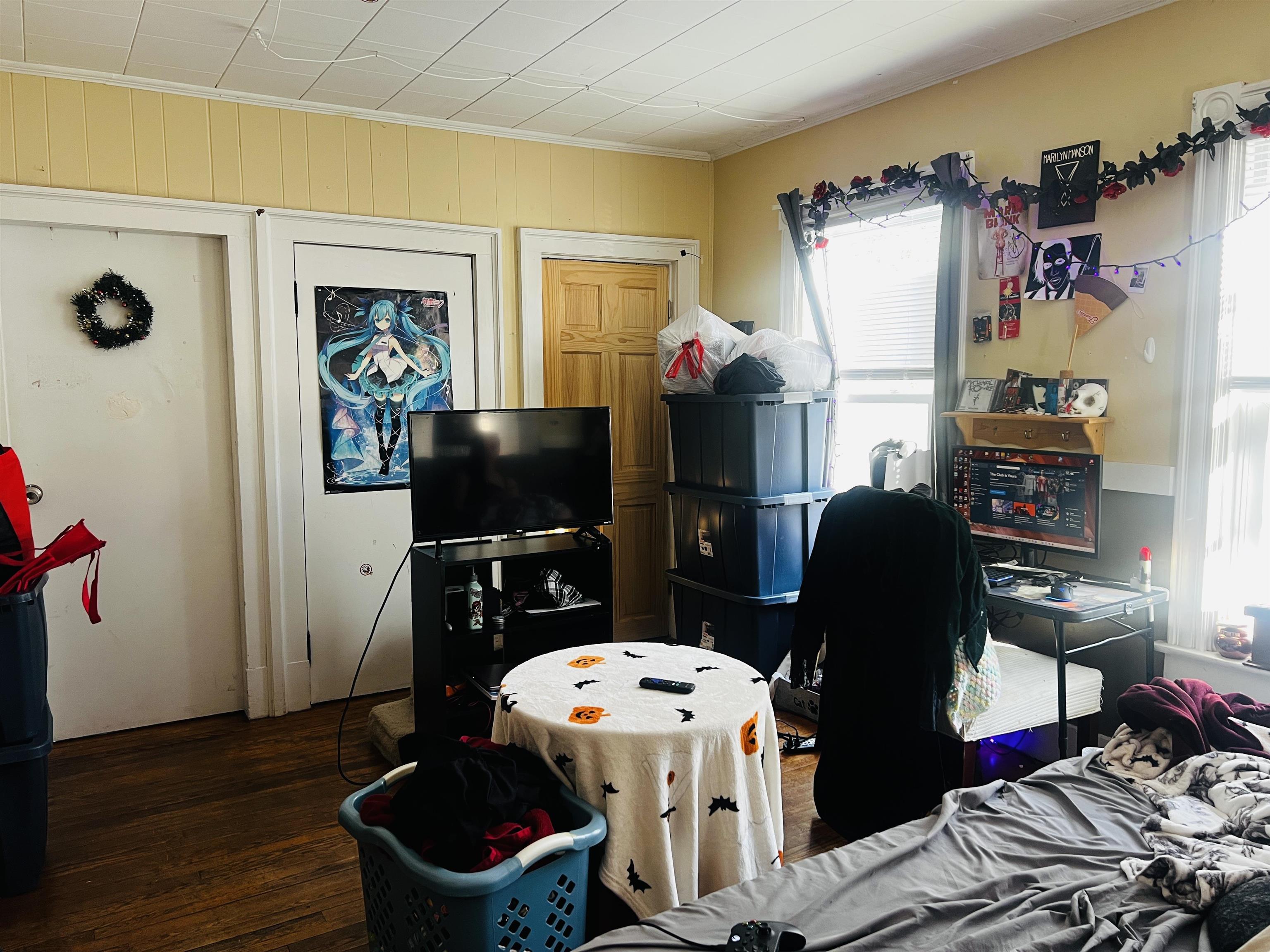 35 Elliot Street Keene, NH 03431 - Photo 7 of 17