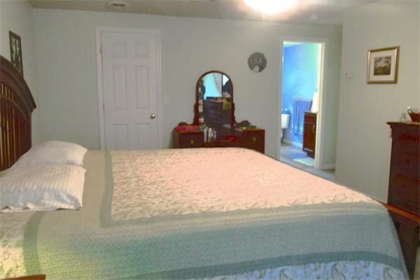 9 Jonathan Circle Rutland, MA 01543 - Photo 18 of 30