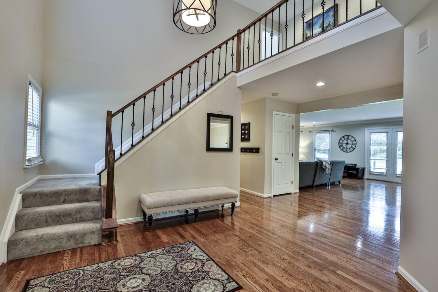 1072 Stream Ridge Lane Cincinnati, OH 45255 - Photo 6 of 48 Gallery Image 6