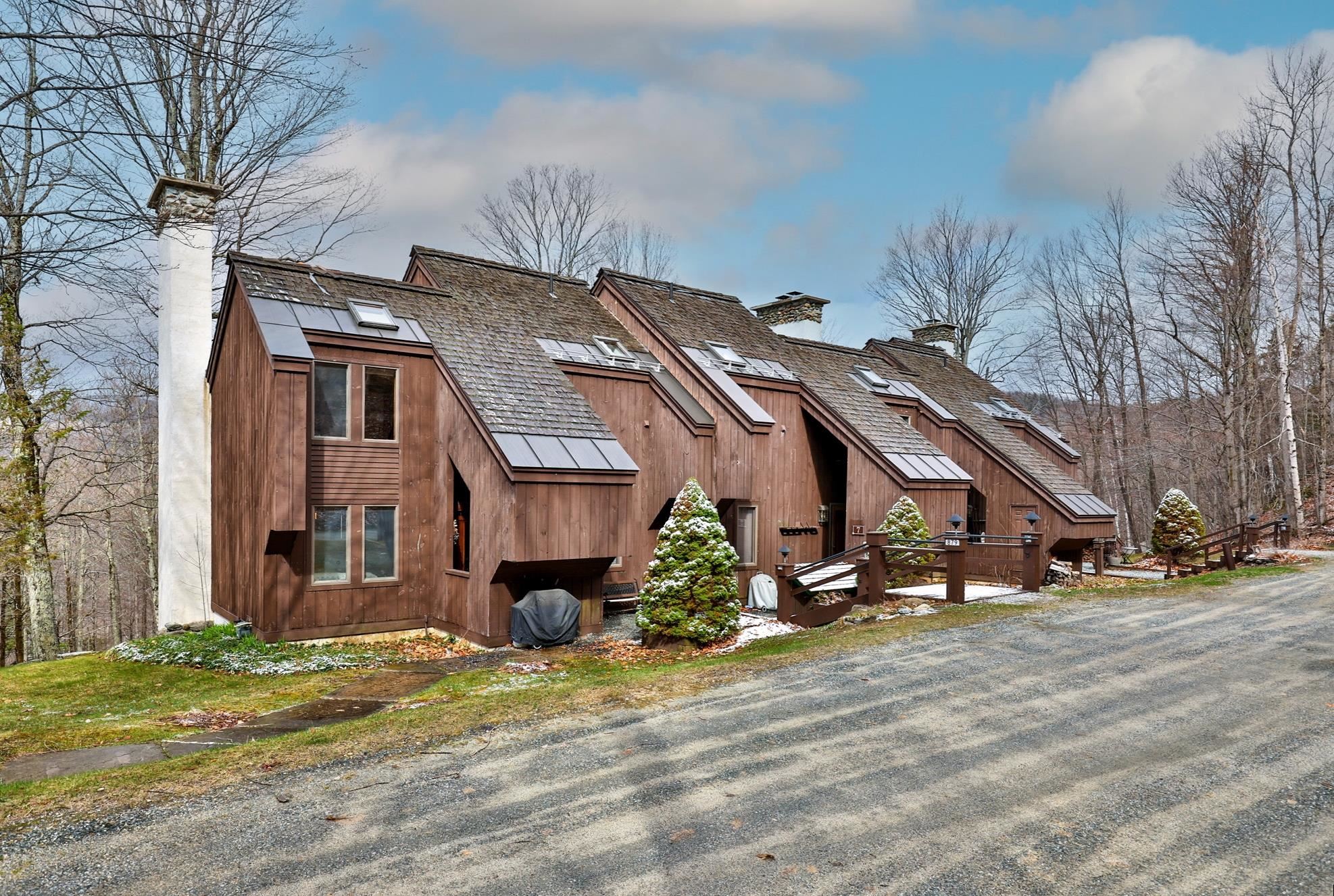 879 East Ash Road, Unit L8 Plymouth, VT 05056 - Photo 3 of 43