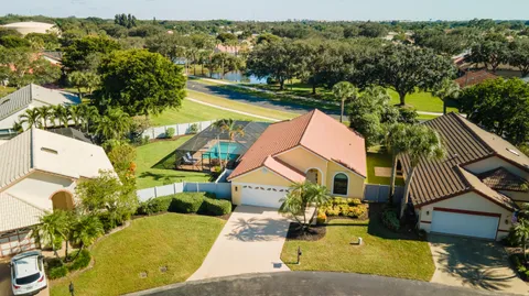 $615,000 | 107 Executive Circle, Boynton Beach, FL 33436