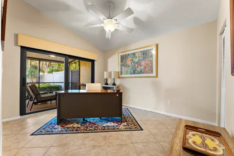 $615,000 | 107 Executive Circle, Boynton Beach, FL 33436
