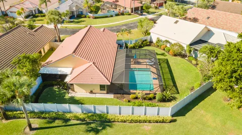 $615,000 | 107 Executive Circle, Boynton Beach, FL 33436