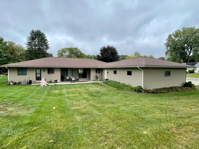 6154-6156 Torrington Road Kalamazoo, MI 49009 - Photo 14 of 14 IMG_7109