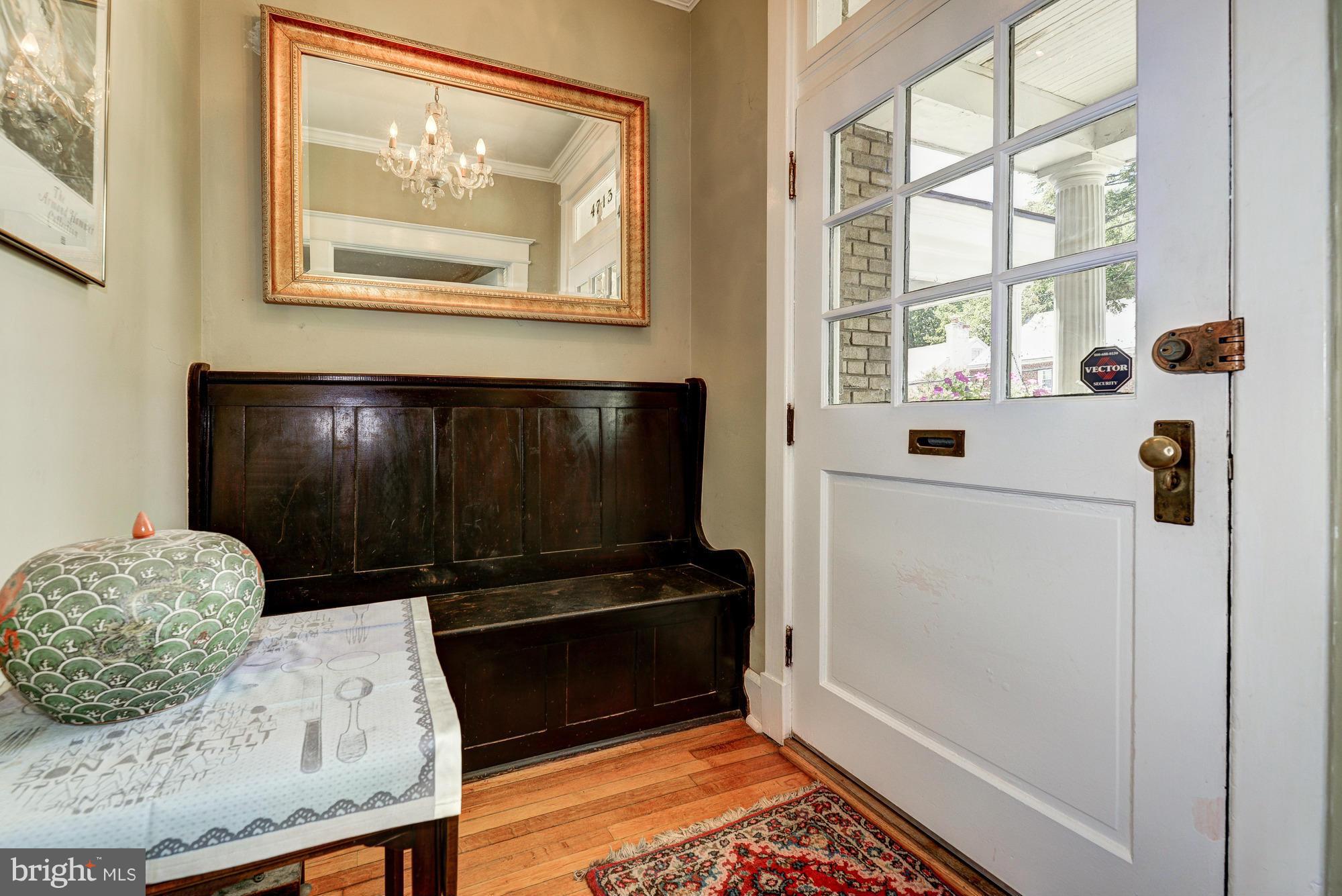 4713 Piney Branch Road Northwest Washington, DC 20011 - Photo 4 of 26 Interior (General)