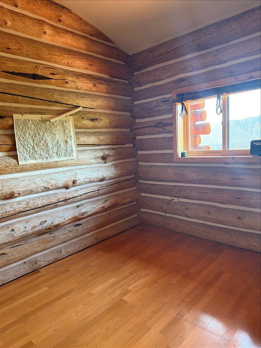 13705 Patterson Creek Road Fort Jones, CA 96032 - Photo 26 of 45 Gallery Image 26