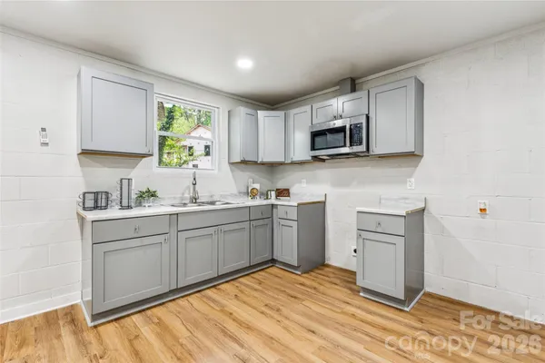 $199,900 | 1014 North Mountain Street, Cherryville, NC 28021