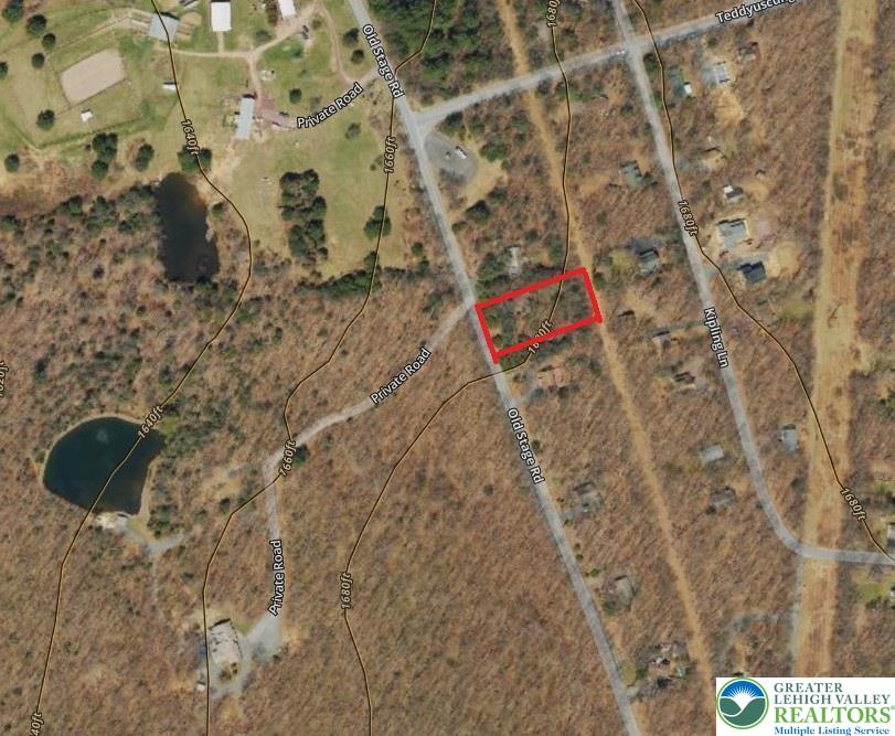 940 South Old Stage Road Albrightsville, PA 18210 - Photo 5 of 6 a view of entryway