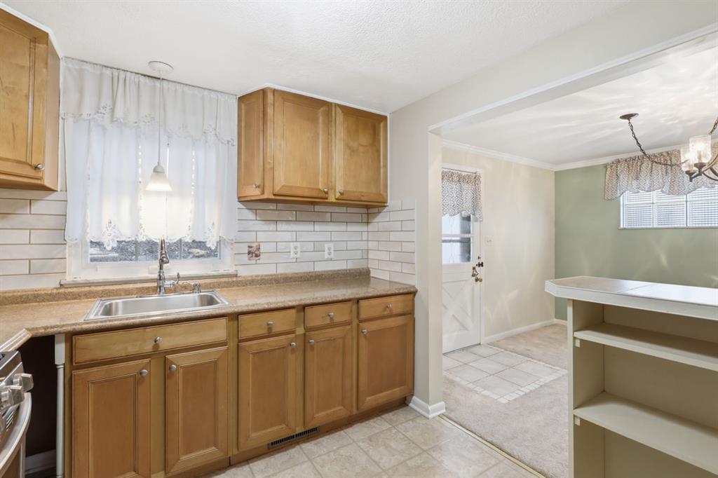 268 Plummer Avenue Pittsburgh, PA 15202 - Photo 15 of 50 a bathroom with a sink and a mirror