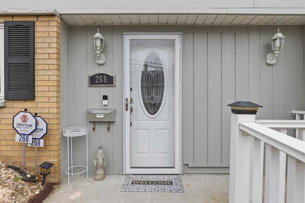 268 Plummer Avenue Pittsburgh, PA 15202 - Photo 5 of 50 a bathroom with a table and a mirror