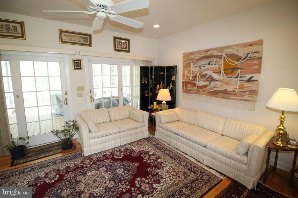 28505 Cedar Point Road Easton, MD 21601 - Photo 14 of 30 Family Room