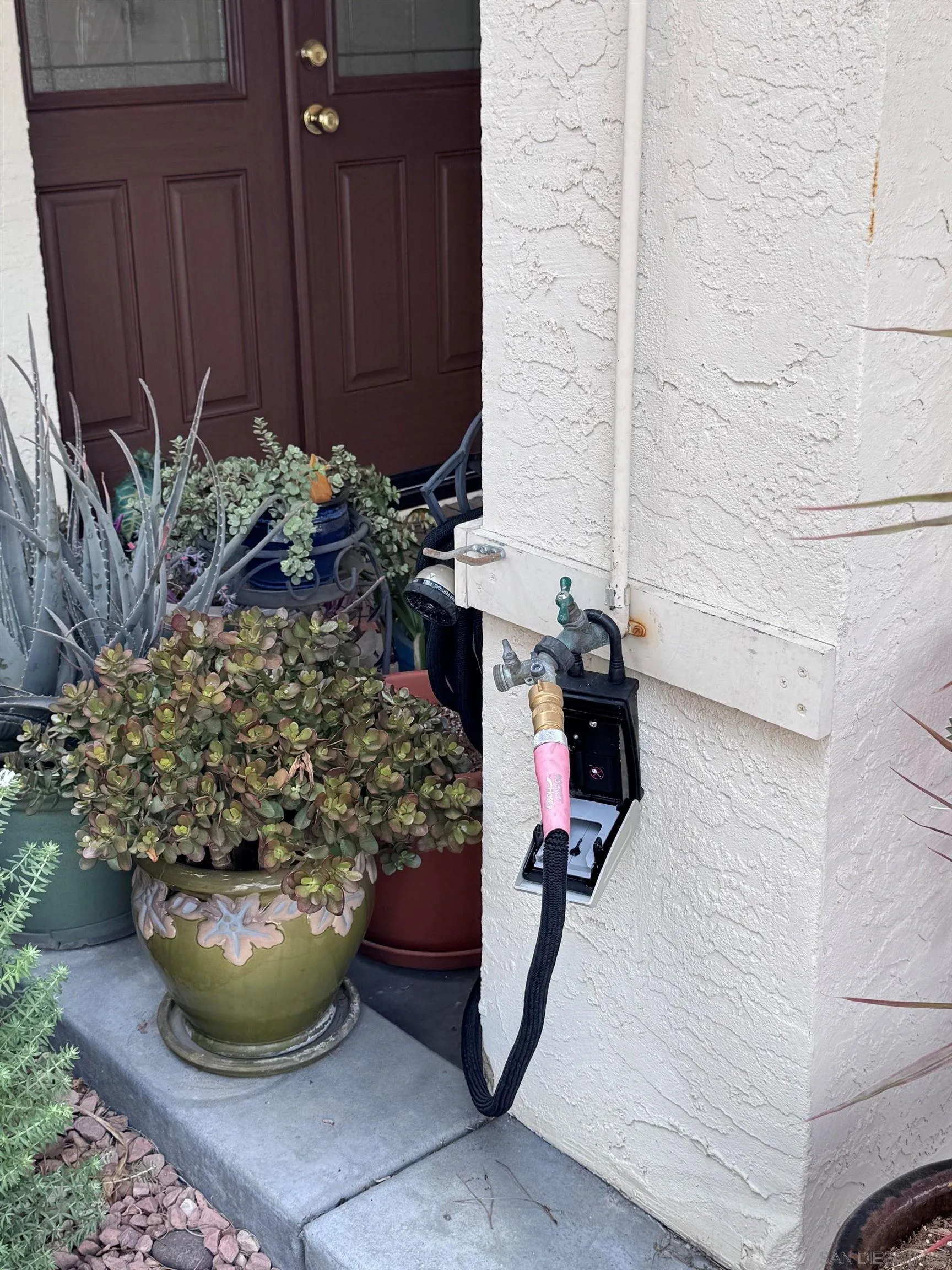 12679 Ridgeton Drive Lakeside, CA 92040 - Photo 33 of 33 a view of a fruit pot