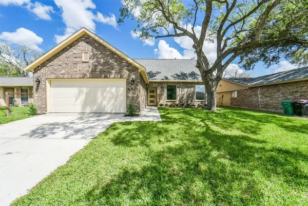 $2,750 | 6835 Tara Drive, Richmond, TX 77469