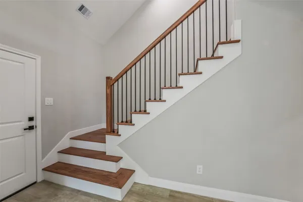 $2,750 | 6835 Tara Drive, Richmond, TX 77469