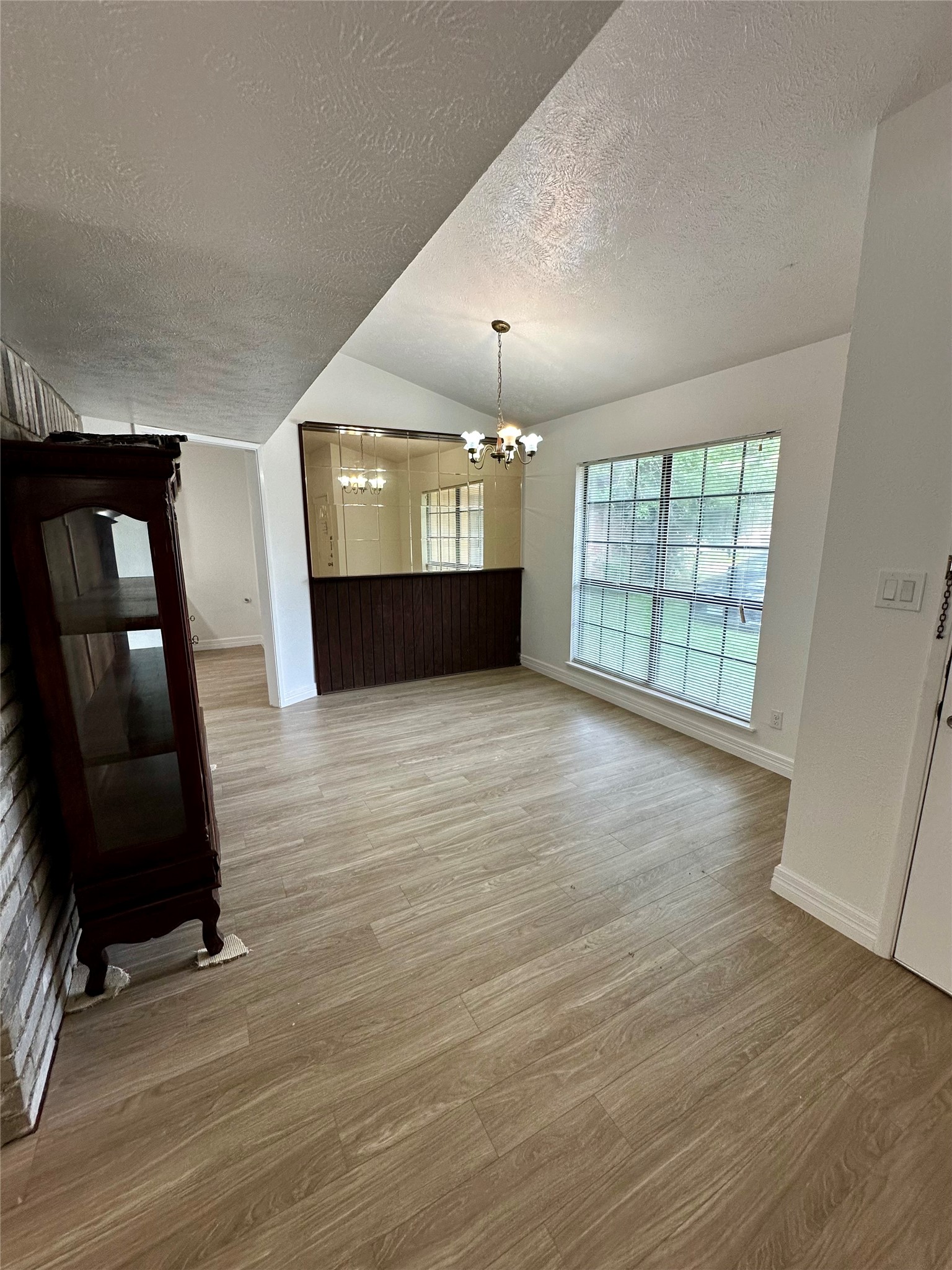 22722 Hawkwood Drive Spring, TX 77373 - Photo 8 of 30