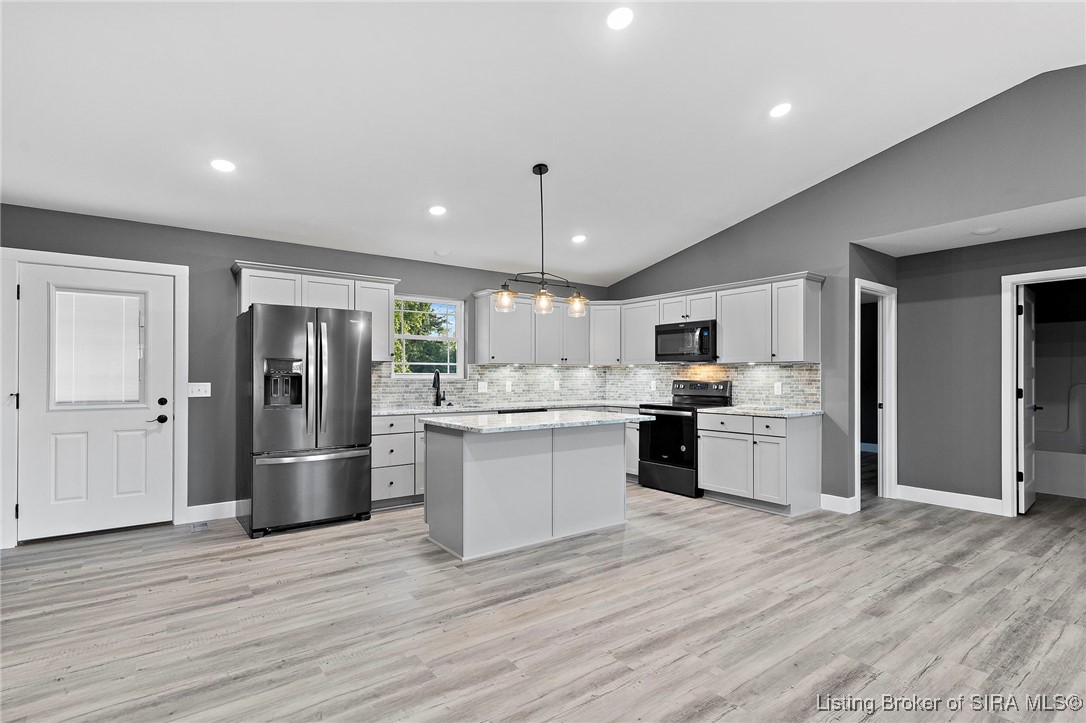 381 West Van Campen Road Austin, IN 47102 - Photo 11 of 28 Gallery Image 11