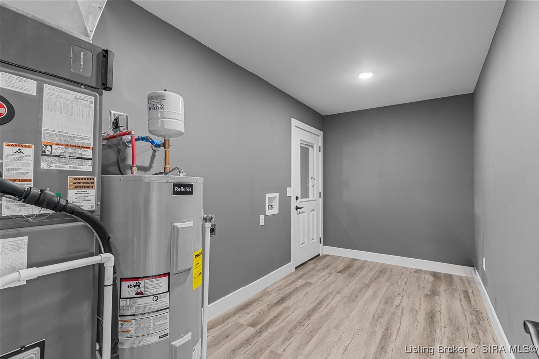 381 West Van Campen Road Austin, IN 47102 - Photo 15 of 28 Gallery Image 15