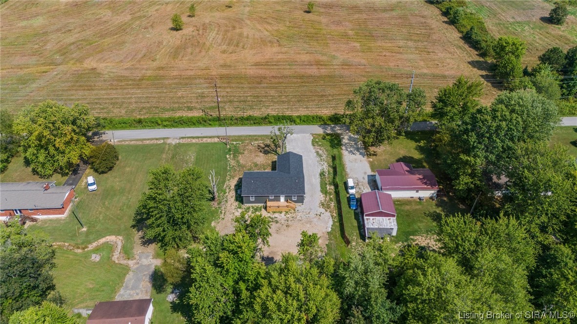 381 West Van Campen Road Austin, IN 47102 - Photo 7 of 28 Gallery Image 7