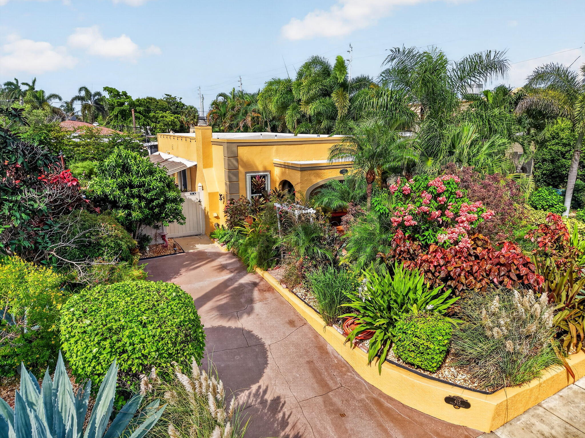 415 Colonial Road West Palm Beach, FL 33405 - Photo 57 of 58 15-web-or-mls-DJI_20261002154522_0923_D