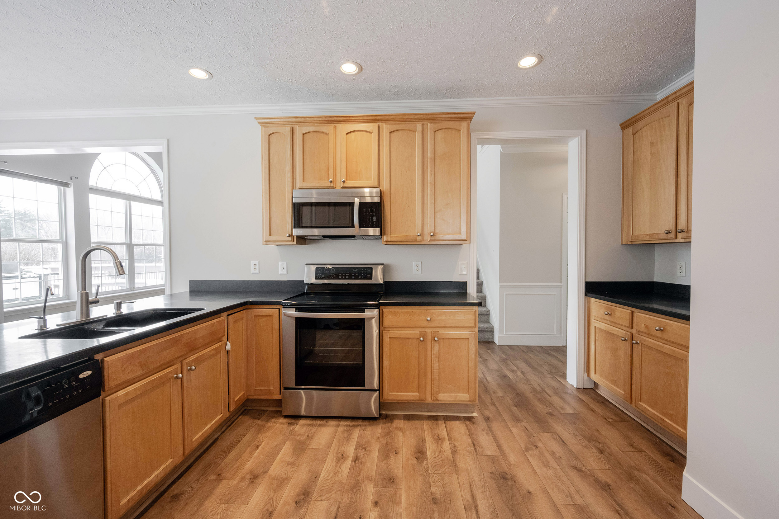 7611 Prairie View Drive Indianapolis, IN 46256 - Photo 14 of 70