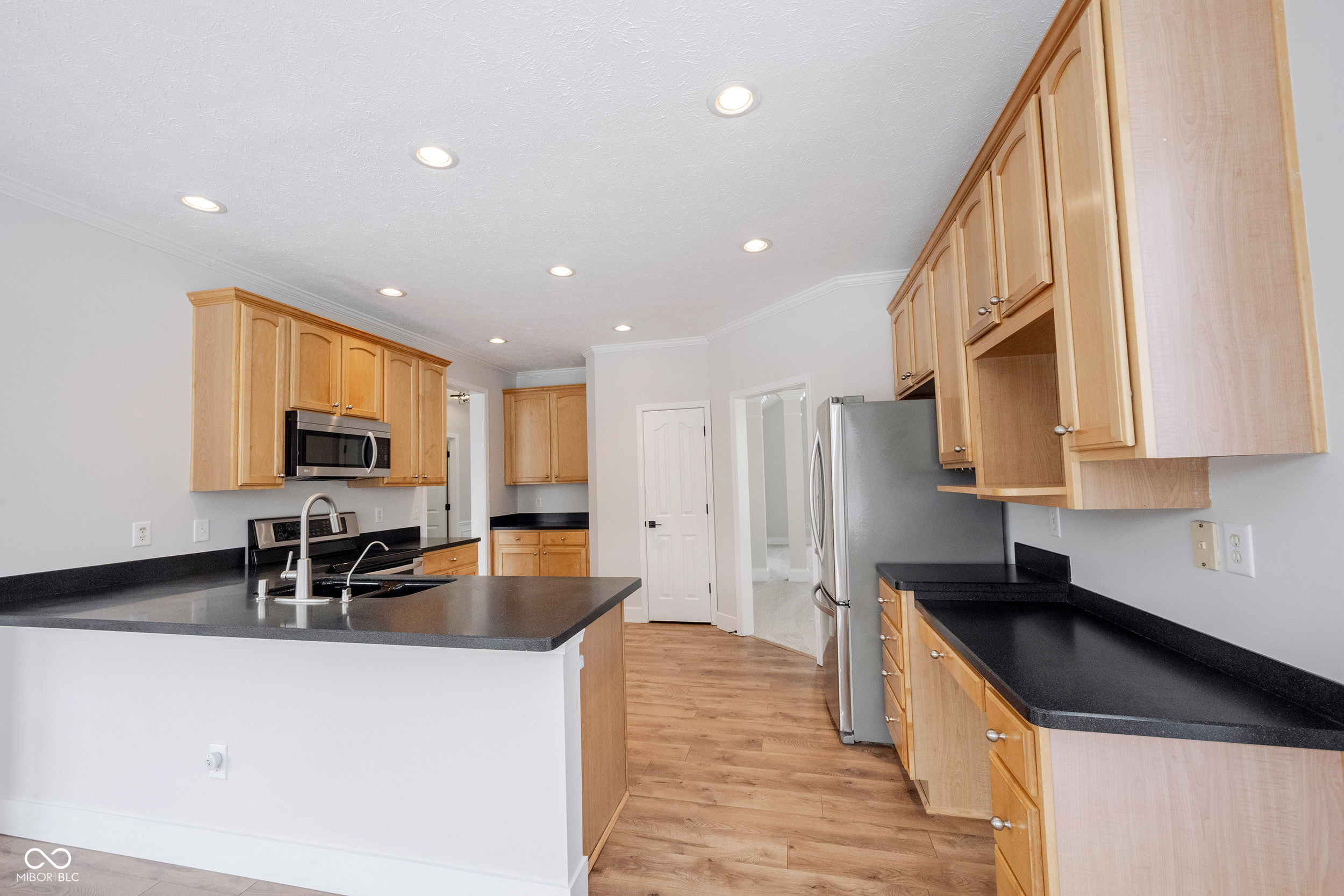 7611 Prairie View Drive Indianapolis, IN 46256 - Photo 18 of 70