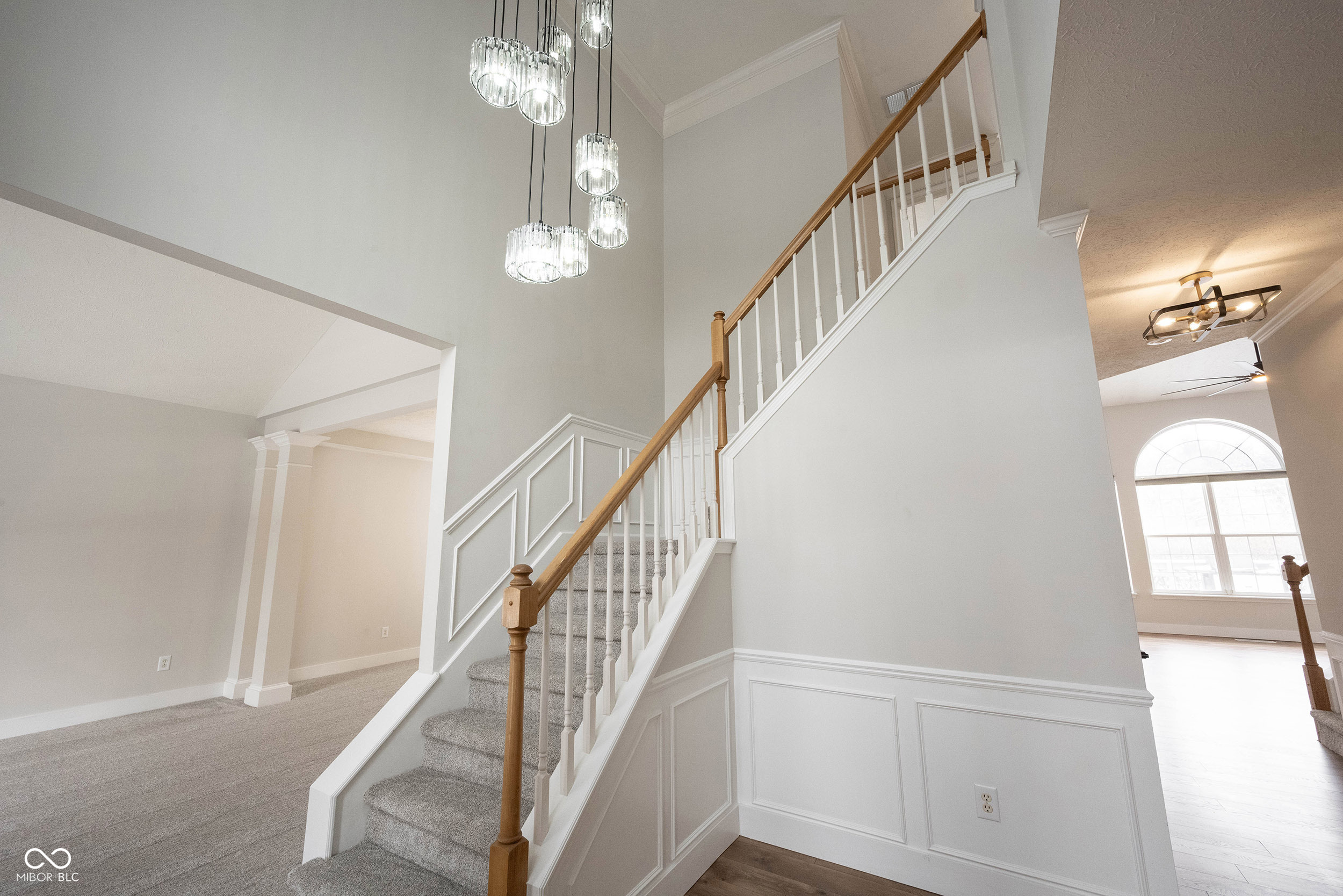 7611 Prairie View Drive Indianapolis, IN 46256 - Photo 6 of 70