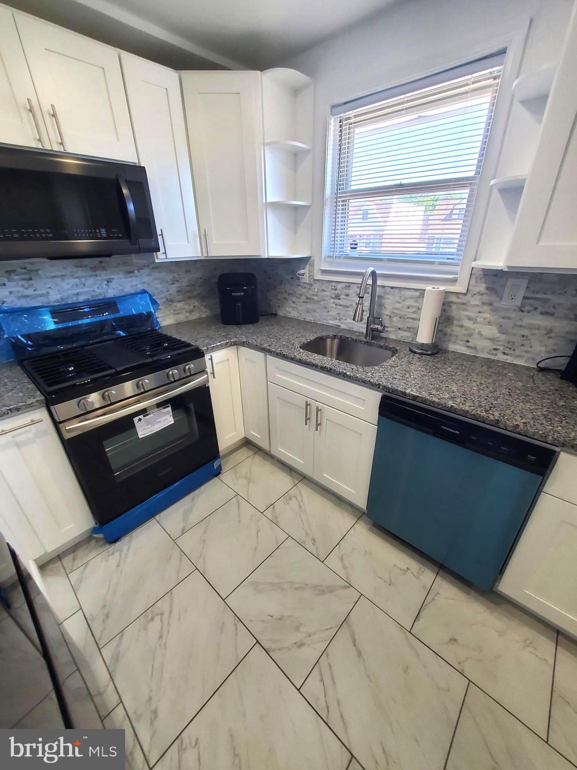3406 Primrose Road Philadelphia, PA 19114 - Photo 12 of 37 Gallery Image 12