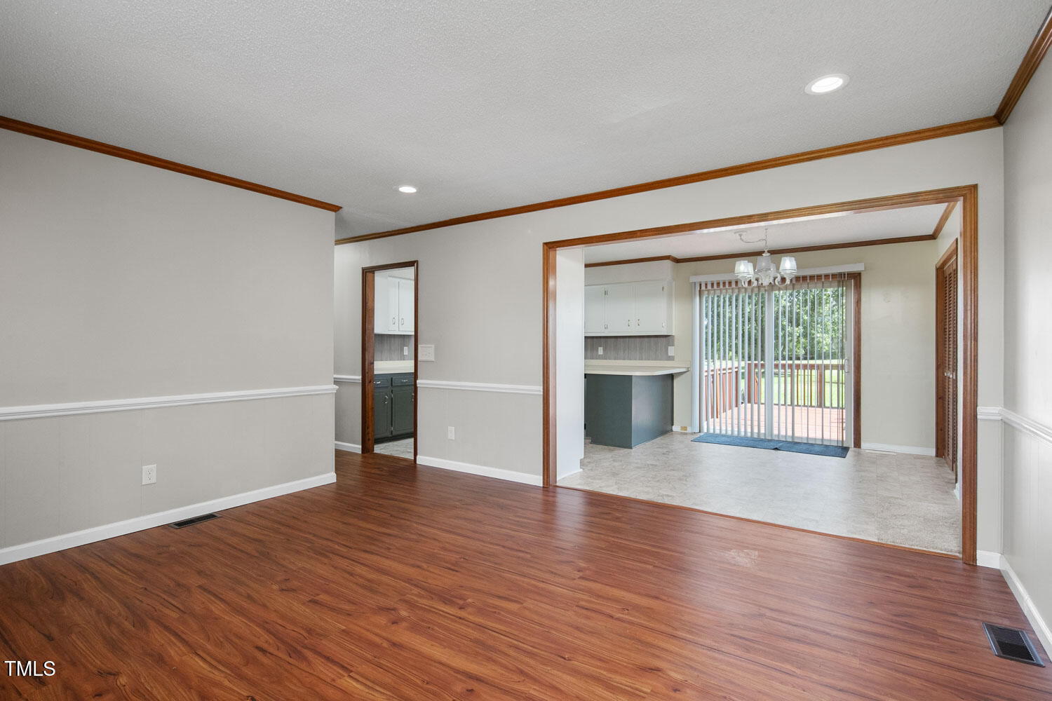 1117 Denning Road Benson, NC 27504 - Photo 6 of 47 8